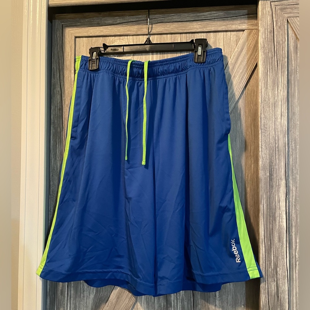 Reebok shorts, XL